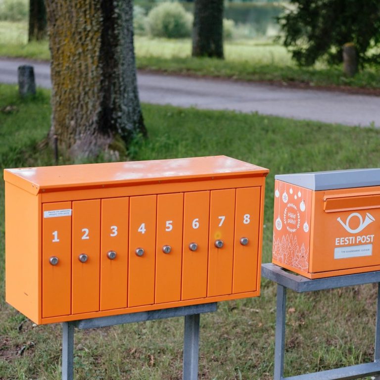 SERVIZIO DI DISTRIBUZIONE VOLANTINI PORTA A PORTA D2D